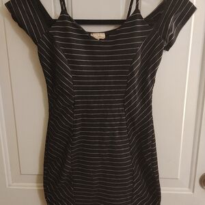 Fashion Magazine Cold Shoulder bodycon dress Size S Black and white Pin Striped